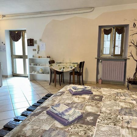 Casa Aromi Ed Arte Guest House Асти Екстериор снимка