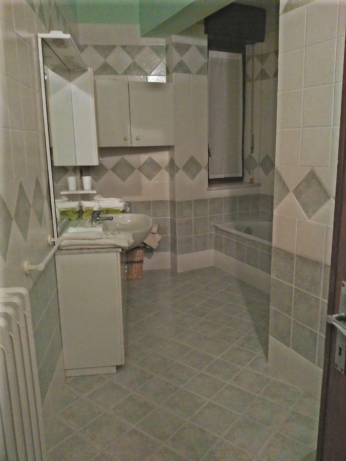 Casa Aromi Ed Arte Guest House Асти Екстериор снимка