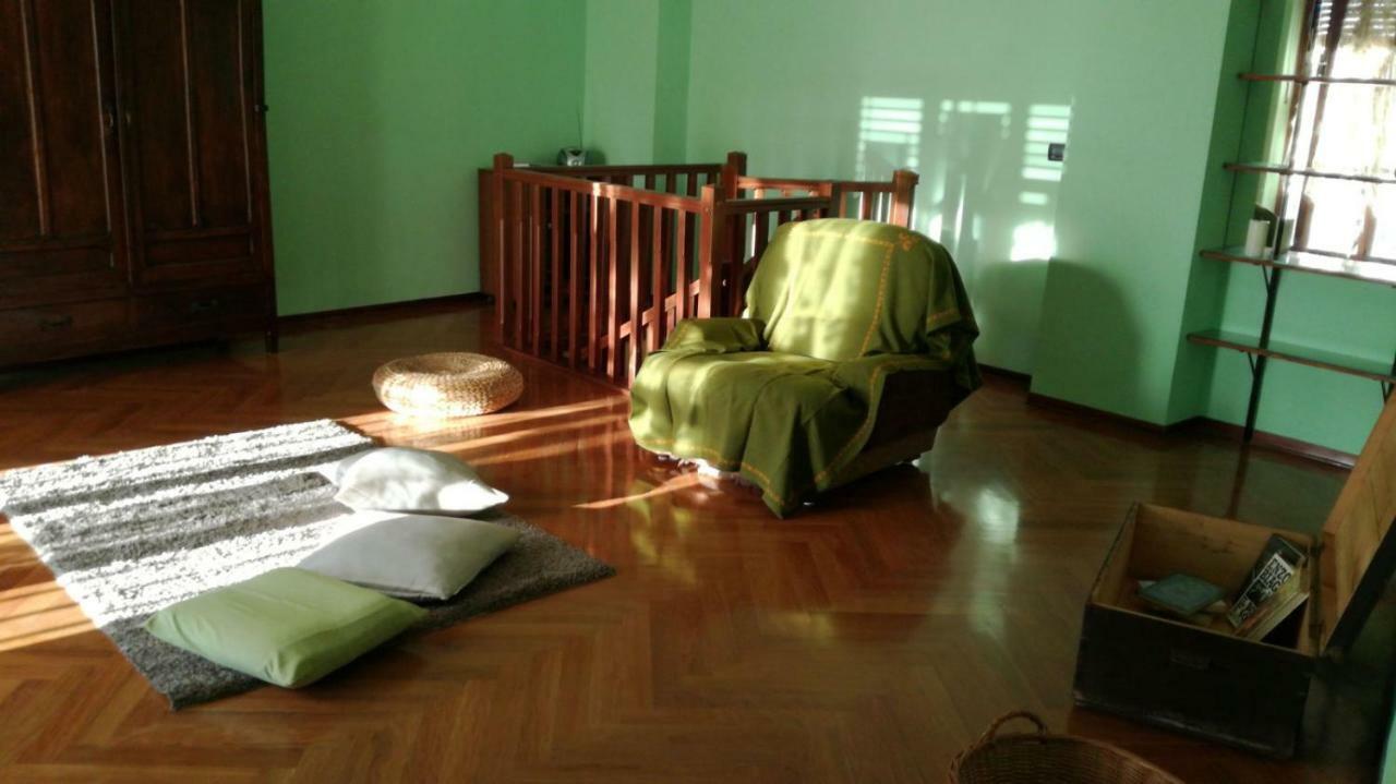 Casa Aromi Ed Arte Guest House Асти Екстериор снимка