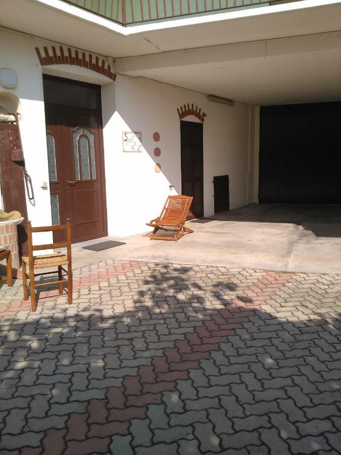 Casa Aromi Ed Arte Guest House Асти Екстериор снимка
