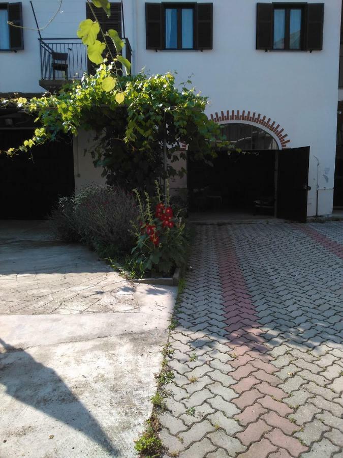 Casa Aromi Ed Arte Guest House Асти Екстериор снимка