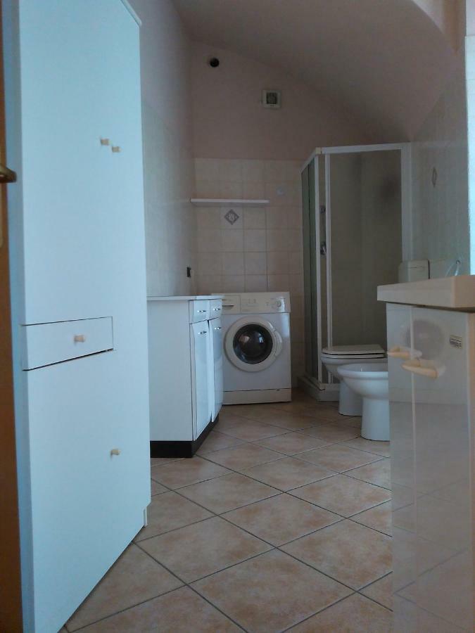 Casa Aromi Ed Arte Guest House Асти Екстериор снимка